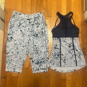 EUC Lululemon Bundle Top and Crop pants